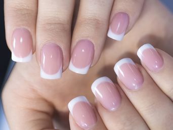 Экспресс-курс «Моделирование ногтей системой Easy Duo Gel» Экспресс-курс «Моделирование ногтей системой Easy Duo Gel»