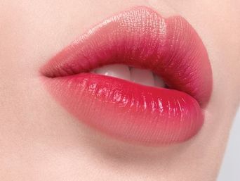 Курс повышения квалификации «Губы в бесконтурной технике "Juicy lips"»